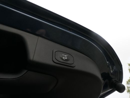 Ford Focus 1.0 EcoBoost Hybrid 155pk Automaat ST Line X | Panoramadak | Winterpack | Elektrische Achterklep ... ActivLease financial lease