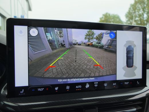 Ford Focus 1.0 EcoBoost Hybrid 155pk Automaat ST Line X | Panoramadak | Winterpack | Elektrische Achterklep ... ActivLease financial lease