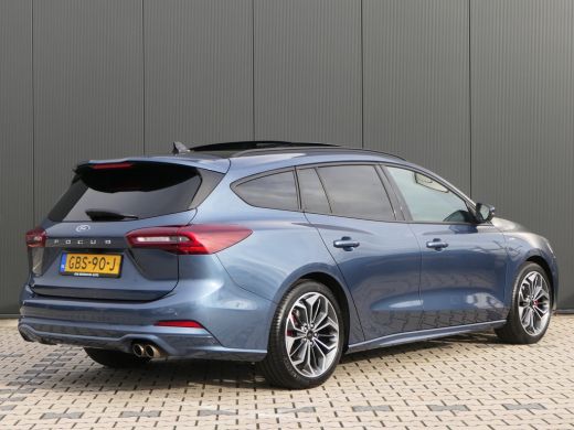Ford Focus 1.0 EcoBoost Hybrid 155pk Automaat ST Line X | Panoramadak | Winterpack | Elektrische Achterklep ... ActivLease financial lease