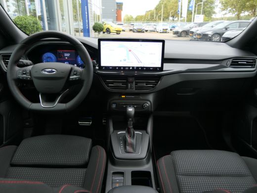 Ford Focus 1.0 EcoBoost Hybrid 155pk Automaat ST Line X | Panoramadak | Winterpack | Elektrische Achterklep ... ActivLease financial lease