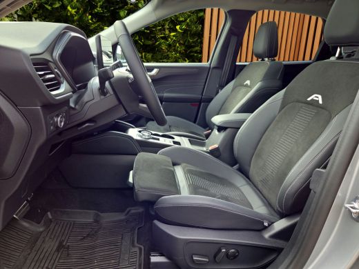 Ford Kuga 2.5 PHEV Active X | Head-up | Elek. trekhaak | B&O audio | Panoramadak | Adapt. Cruise | 19'' Velgen ActivLease financial lease