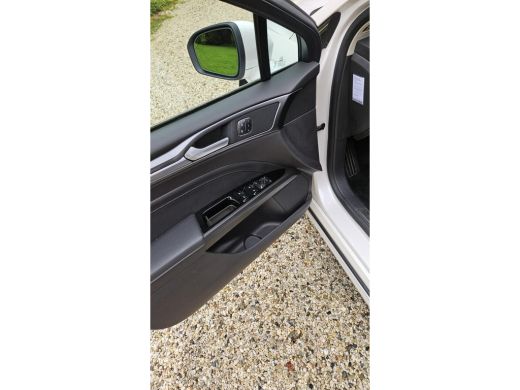 Ford Mondeo Wagon 2.0 IVCT HEV Titanium hybride automaat ActivLease financial lease