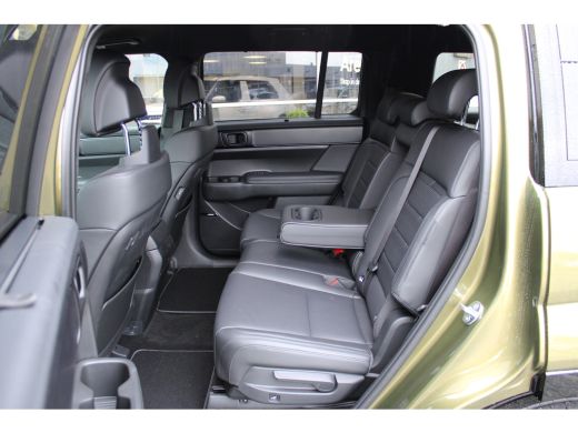 Hyundai Santa Fe 1.6 T-GDI PHEV Black Line 4WD 7p. | Ocado Green | Lederen bekleding | 360 camera | 20 Inch Velgen | ActivLease financial lease