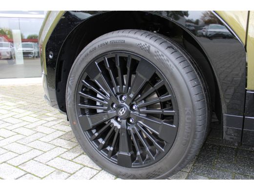 Hyundai Santa Fe 1.6 T-GDI PHEV Black Line 4WD 7p. | Ocado Green | Lederen bekleding | 360 camera | 20 Inch Velgen | ActivLease financial lease