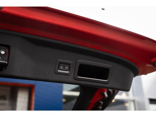 Mazda CX-30 2.0 e-SkyActiv-X M Hybrid Luxury | Trekhaak | | Achteruitrijcamera | Apple Carplay/Android Auto|t... ActivLease financial lease