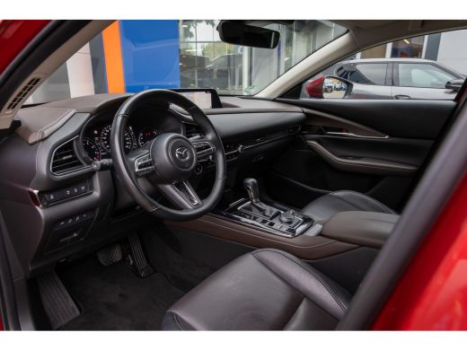 Mazda CX-30 2.0 e-SkyActiv-X M Hybrid Luxury | Trekhaak | | Achteruitrijcamera | Apple Carplay/Android Auto|t... ActivLease financial lease
