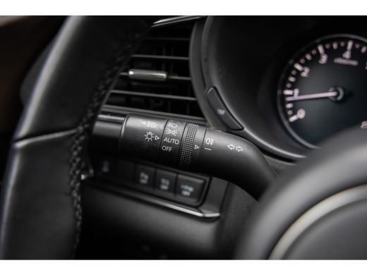 Mazda CX-30 2.0 e-SkyActiv-X M Hybrid Luxury | Trekhaak | | Achteruitrijcamera | Apple Carplay/Android Auto|t... ActivLease financial lease