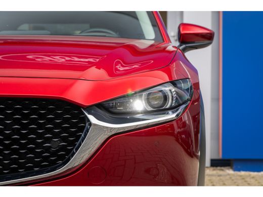 Mazda CX-30 2.0 e-SkyActiv-X M Hybrid Luxury | Trekhaak | | Achteruitrijcamera | Apple Carplay/Android Auto|t... ActivLease financial lease