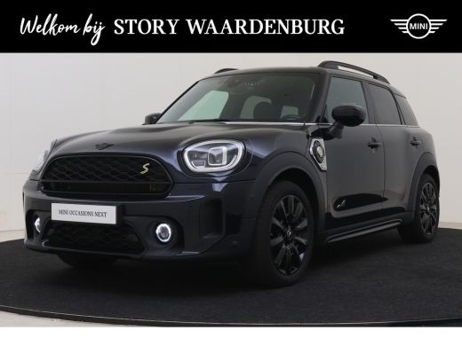 Mini Countryman Cooper S E ALL4 Classic / Panoramadak / Achteruitrijcamera / Comfort Access / Comfortstoelen / LE... Mini Countryman Cooper S E ALL4 Classic / Panoramadak / Achteruitrijcamera / Comfort Access / Comfortstoelen / LE...