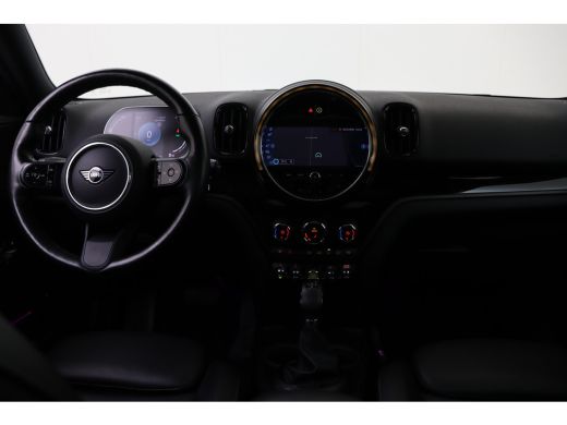 Mini Countryman Cooper S E ALL4 Classic / Panoramadak / Achteruitrijcamera / Comfort Access / Comfortstoelen / LE... ActivLease financial lease