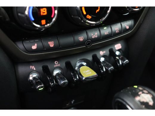 Mini Countryman Cooper S E ALL4 Classic / Panoramadak / Achteruitrijcamera / Comfort Access / Comfortstoelen / LE... ActivLease financial lease