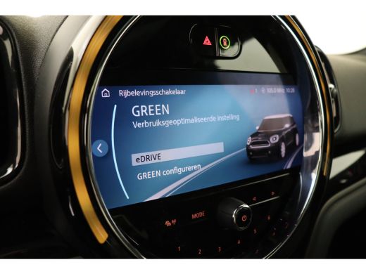 Mini Countryman Cooper S E ALL4 Classic / Panoramadak / Achteruitrijcamera / Comfort Access / Comfortstoelen / LE... ActivLease financial lease