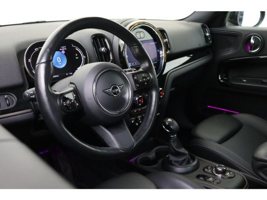 Mini Countryman Cooper S E ALL4 Classic / Panoramadak / Achteruitrijcamera / Comfort Access / Comfortstoelen / LE... ActivLease financial lease