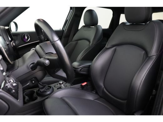 Mini Countryman Cooper S E ALL4 Classic / Panoramadak / Achteruitrijcamera / Comfort Access / Comfortstoelen / LE... ActivLease financial lease