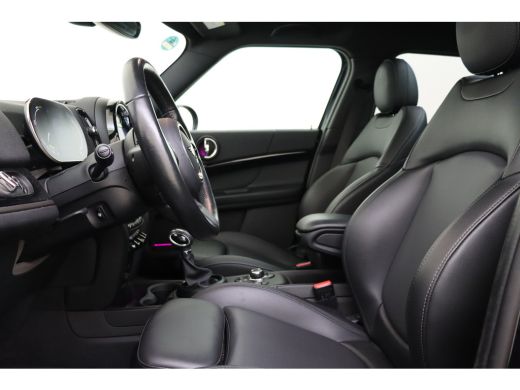 Mini Countryman Cooper S E ALL4 Classic / Panoramadak / Achteruitrijcamera / Comfort Access / Comfortstoelen / LE... ActivLease financial lease