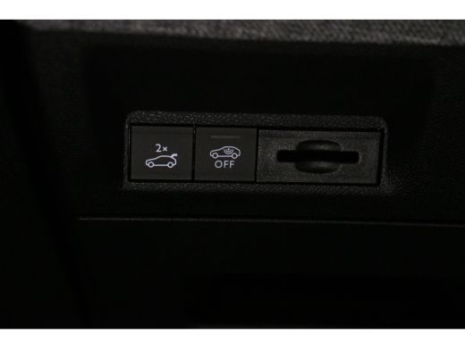 Peugeot 3008 1.2 Hybrid 136 GT | Navi | Camera | Stoel en Stuur verwarming | PDC V+A | Ad. Cruise control | Ke... ActivLease financial lease