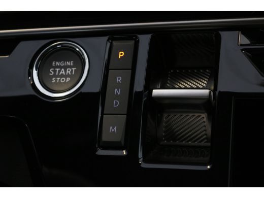 Peugeot 3008 1.2 Hybrid 136 GT | Navi | Camera | Stoel en Stuur verwarming | PDC V+A | Ad. Cruise control | Ke... ActivLease financial lease