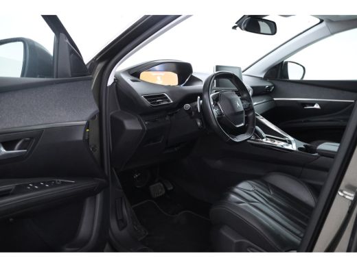 Peugeot 5008 1.2 PureTech GT-Line Avantage Automaat, 7 Pers. Volleder, Climate, ActivLease financial lease