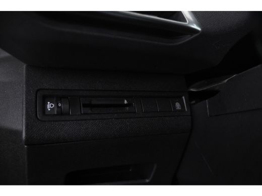 Peugeot 5008 1.2 PureTech GT-Line Avantage Automaat, 7 Pers. Volleder, Climate, ActivLease financial lease
