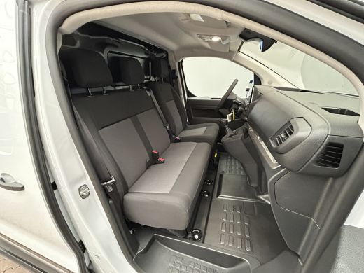 Peugeot Expert Standaard | 16" stalen velgen | Elektrisch bedienbare en verwarmbare buitenspiegels | Getint glas... ActivLease financial lease