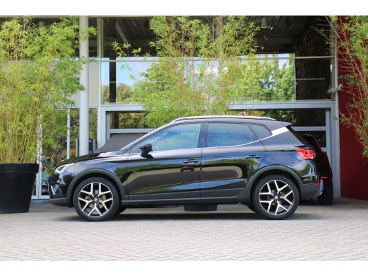 Seat Arona 1.0 TSI FR Limited Edition | 1e eig. | NL auto | Navi | Apple Carplay | Clima | Adapt. Cruise | 18'' ActivLease financial lease