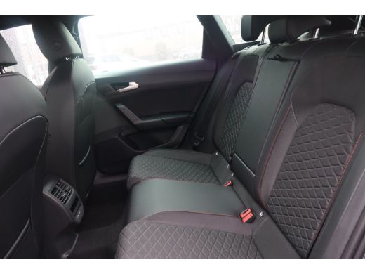 Seat Leon FR Business - eHybrid | Achteruitrijcamera | Automatisch dimmende binnenspiegel | Dakhemel uitgev... ActivLease financial lease