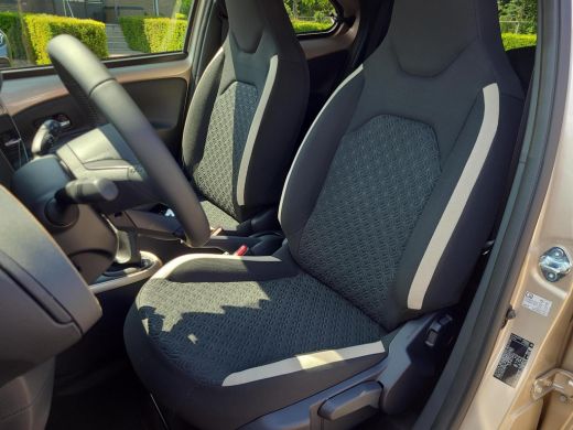 Toyota Aygo 1.0 VVT-i MT Pulse | DEMO VOORDEEL | ActivLease financial lease