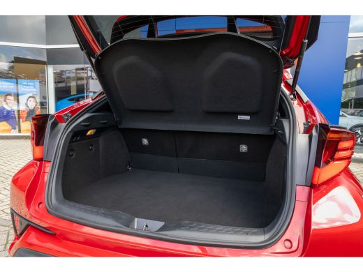 Toyota C-HR 2.0 Hybrid First Edition | Achteruitrijcamera | Apple Carplay/Android Auto|telefoonintegratie pre... ActivLease financial lease