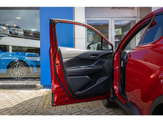 Toyota C-HR 2.0 Hybrid First Edition | Achteruitrijcamera | Apple Carplay/Android Auto|telefoonintegratie pre... ActivLease financial lease