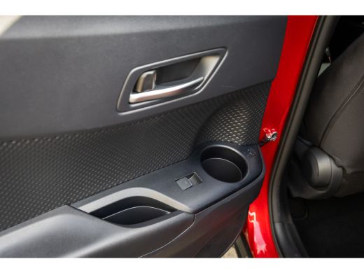 Toyota C-HR 2.0 Hybrid First Edition | Achteruitrijcamera | Apple Carplay/Android Auto|telefoonintegratie pre... ActivLease financial lease