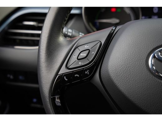 Toyota C-HR 2.0 Hybrid First Edition | Achteruitrijcamera | Apple Carplay/Android Auto|telefoonintegratie pre... ActivLease financial lease