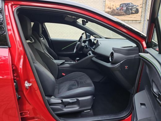 Toyota C-HR 2.0 Plug-in Hybrid 220 GR SPORT Première Edition ActivLease financial lease