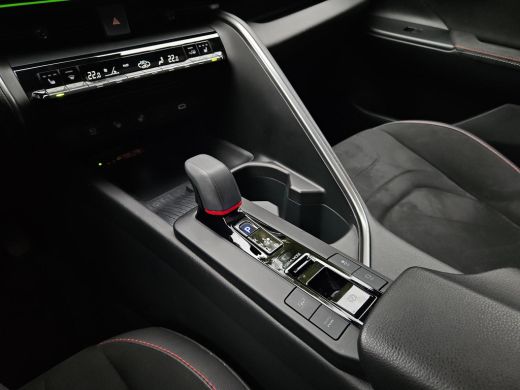 Toyota C-HR 2.0 Plug-in Hybrid 220 GR SPORT Première Edition ActivLease financial lease