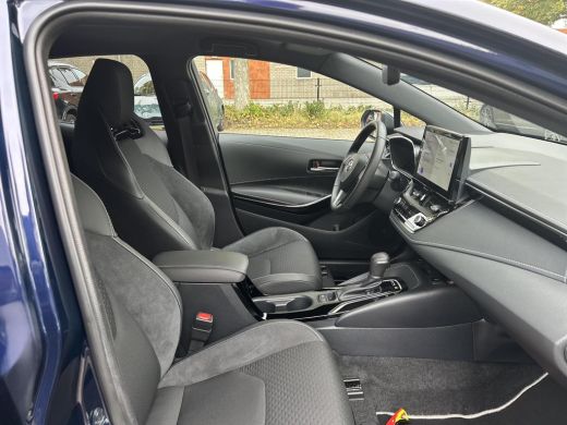 Toyota Corolla 1.8 Hybrid Executive ActivLease financial lease
