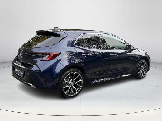Toyota Corolla 1.8 Hybrid Executive ActivLease financial lease