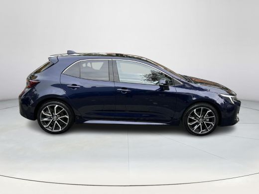 Toyota Corolla 1.8 Hybrid Executive ActivLease financial lease