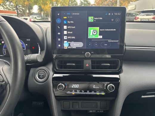 Toyota Yaris Cross 1.5 Hybrid 115 First Edition | 06-10141018 Voor meer informatie ActivLease financial lease