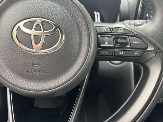 Toyota Yaris Cross 1.5 Hybrid 115 First Edition | 06-10141018 Voor meer informatie ActivLease financial lease