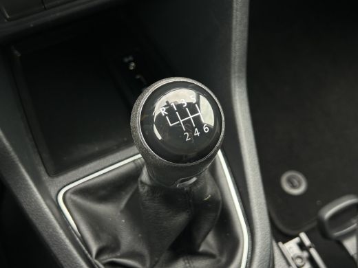 Volkswagen Caddy 2.0 TDI 123 PK / L1H1 / 4x4 / 4Motion / 1e EIG. / ACHTERKLEP / TREKHAAK / INRICHTING / AIRCO / CR... ActivLease financial lease