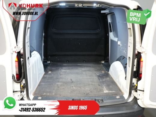 Volkswagen Caddy 2.0 TDI BPM VRIJ! NL Auto/ Carplay/ Cruise/ Airco/ PDC/ Trekhaak ActivLease financial lease