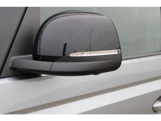 Volkswagen ID. Buzz Pro Bulli 7-Zits Pakket | Design Pakket Plus | Open & Close Pakket | Trekhaak | Navigatie | Trave... ActivLease financial lease