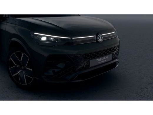 Volkswagen Tiguan R-Line Edition - eHybrid | 'App-Connect' draadloze smartphone integratie | Automatische afstandsr... ActivLease financial lease