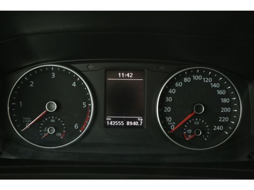 Volkswagen Transporter 2.0 TDI 150PK L2H1 | Automaat | Airco | Cruise | 3-Zits | Camera | Carplay | Trekh. ActivLease financial lease