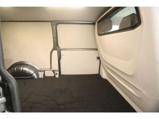 Volkswagen Transporter 2.0 TDI 150PK L2H1 | Automaat | Airco | Cruise | 3-Zits | Camera | Carplay | Trekh. ActivLease financial lease