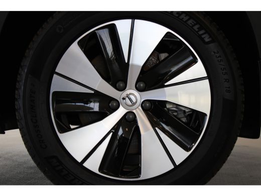 Volvo  XC40 T4 211PK Plus Dark | Voorruitverwarming | Trekhaak | PDC + 360° Camera | Adaptive Cruise control ... ActivLease financial lease