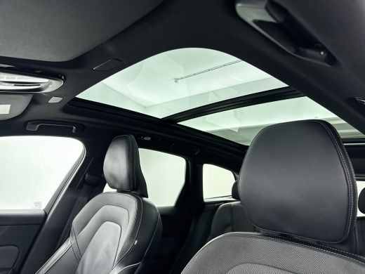 Volvo  XC60 T8 Recharge Ultimate Black Edition | 21" | Luchtvering | 360 Camera | Harman Kardon | Trekhaak | ... ActivLease financial lease