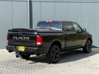 Dodge Ram 1500 1500 5.7 V8 CLASSIC NIGHT 4x4 / LEDER / BPM VRIJ / 1e EIG. / CAMERA / 6-PERS / NAVI / 3.5T TREKHAAK
