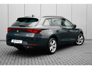 Seat Leon FR Business - eHybrid | Achteruitrijcamera | Automatisch dimmende binnenspiegel | Dakhemel uitgev...