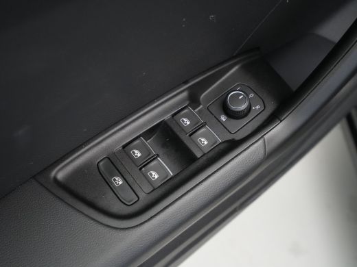 Audi A1 Sportback Sportback 25 TFSI 95pk S Line edition Navi via App Pdc Clima Cruise ActivLease financial lease