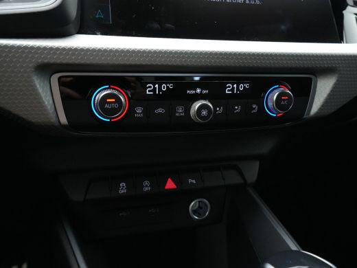 Audi A1 Sportback Sportback 25 TFSI 95pk S Line edition Navi via App Pdc Clima Cruise ActivLease financial lease